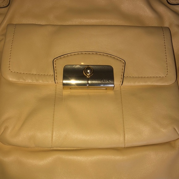 Coach purse butter nut yellow leather New ! - Picture 6 of 8
